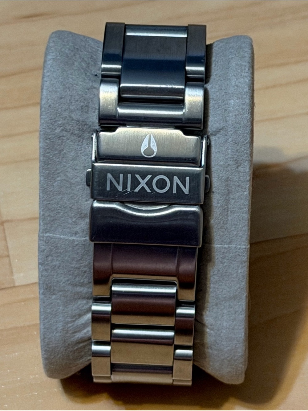 Nixon The 42-20 Chrono Minimize Silver White Chronograph Men's Analog Watch RUNS - Picture 7 of 9